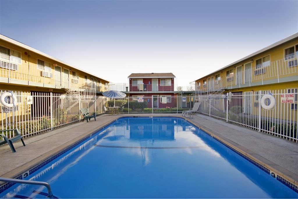 Oasis Inn Sacramento- Elk Grove Зручності фото