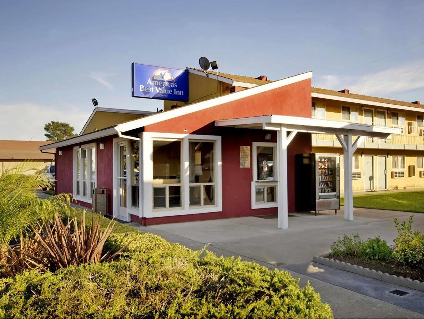Oasis Inn Sacramento- Elk Grove Екстер'єр фото