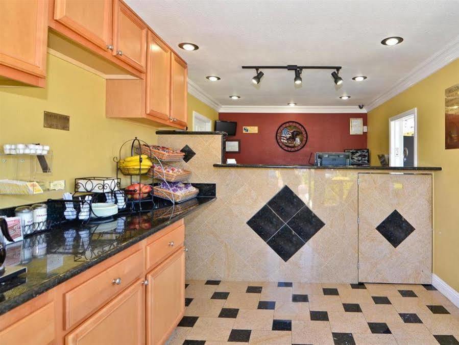 Oasis Inn Sacramento- Elk Grove Екстер'єр фото