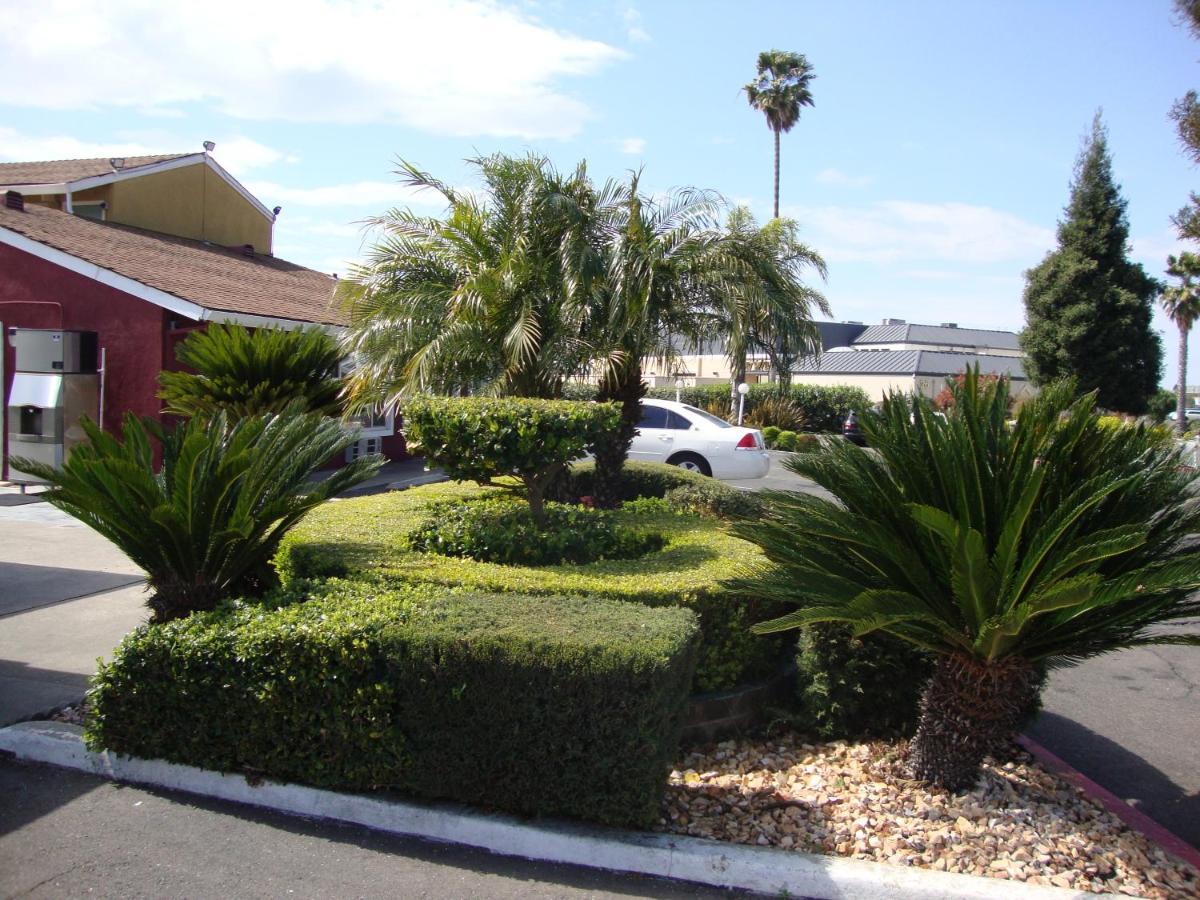 Oasis Inn Sacramento- Elk Grove Екстер'єр фото